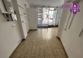 Peluqueria en venta con 35m² en Barcelona, Spandauer Straße foto