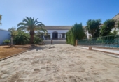 572m² entrepôt industriel pour vente à Aguilar de la Frontera, Calle Monturque photo