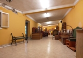 275m² commercial premises for sale in Laredo, Calle San Marcial photo