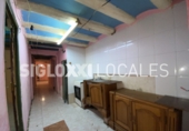 Local comercial en venta con 192m² en Barcelona, en la zona de Hostafrancs, Carretera de la Bordeta foto