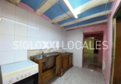 Local comercial en venta con 192m² en Barcelona, en la zona de Hostafrancs, Carretera de la Bordeta foto