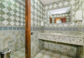 136m² restaurant for sale in Albolote, Avenida Andalucía photo