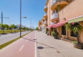 136m² restaurant for sale in Albolote, Avenida Andalucía photo