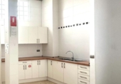 261m² commercial premises for sale in Valencia, photo