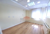 Oficinas en venta con 129m² en Ávila foto