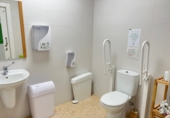 Oficinas en alquiler con 120m² en Albacete, en la zona de Feria foto
