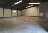 Nave Industrial en alquiler con 1000m² en Sevilla foto