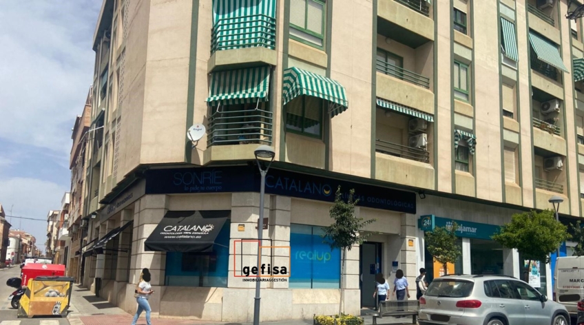Local comercial