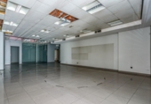Local comercial
en lloguer
amb 151m² a Oviedo, a la zona de Buenavista foto