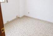 90m² commercial premises for sale in Jaén photo