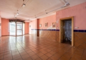 85m² commercial premises for sale in Ogíjares, Calle Pino photo