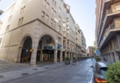 500m² offices for sale in Granada, in the area of San Antón Neighborhood, Calle Pino photo