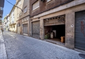 70m² commercial premises for sale in Granada, in the area of San Antón Neighborhood, Calle Alhamar photo