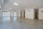 Local comercial en venta con 111m² en Capdepera, Carrer Hernán Cortés foto