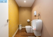 Local comercial en venta con inquilinos con 262m² en Granada, en la zona de Barrio del Boquerón, Calle Póstigo de la Cuna foto