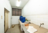 Local comercial en venta con 360m² en Granada foto