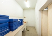 Local comercial en venta con 360m² en Granada foto