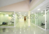 Local comercial en venta con 416m² en Barcelona, en la zona de Horta, carrer del duero, 08031 foto