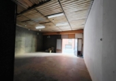 Local comercial en venta con 56m² en Barcelona foto