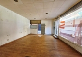 Local comercial en venta con 46m² en Barcelona foto