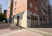Local comercial en venta con 185m² en Zaragoza, en la zona de Actur-Rey Fernando, Andador Pilar Cuartero Molinero foto