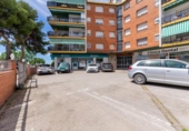 Local comercial
en venda
amb 123m² a Marbella, Calle Poeta José María Cano foto