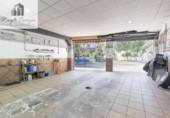 Local comercial en venta con 218m² en Maracena, Calle de La Rioja foto