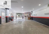 Local comercial en venta con 218m² en Maracena, Calle de La Rioja foto
