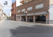 Local comercial en venta con 218m² en Maracena, Calle de La Rioja foto