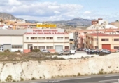 678m² warehouse industrial for sale in Petrer, Travesía San Hermenegildo photo