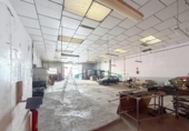 495m² commercial premises industrial for sale in Moncada, Calle Daniel Comboni photo