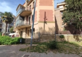 Local comercial en venta con 193m² en Manresa, en la zona de Valldaura, Carretera de Cardona foto