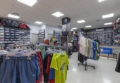 Local comercial en venta con 132m² en Dúrcal, Calle Escribano foto