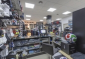 Local comercial en venta con 132m² en Dúrcal, Calle Escribano foto