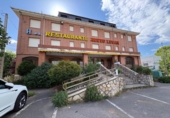 Edificio en venta con 1511m² en Carracedelo, N-6 foto