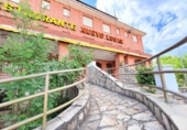Edificio en venta con 1511m² en Carracedelo, N-6 foto