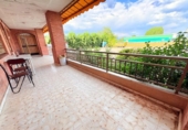 Edificio en venta con 1511m² en Carracedelo, N-6 foto