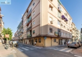 Local comercial
en venda
amb 90m² a Granada, a la zona de Angoixes, Calle Entrala y Durán foto
