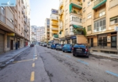 Local comercial en venta con 360m² en Granada foto
