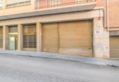 Local comercial Industrial en venta con 1017m² en Manresa, en la zona de Poble Nou, Passatge de Puigberenguer foto
