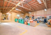 Local comercial Industrial en venta con 1017m² en Manresa, en la zona de Poble Nou, Passatge de Puigberenguer foto