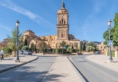Local comercial en venta con 60m² en Guadix foto