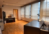 Oficina
en venda
amb 79m² a Oviedo, a la zona de Casc Antic foto