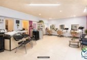 Local comercial en venta con 40m² en Figueras, Carrer Gran Bretanya foto