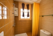 Local comercial en venta con 30m² en Empuriabrava, en la zona de Empuriabrava foto