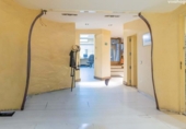 Local comercial en venta en Madrid, en la zona de Recoletos foto