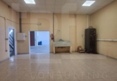 1074m² warehouse industrial for sale in Alacuás, carrer palmiters, 46970 photo