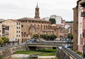 Restaurante en venta con 132m² en Barbastro, Plaza La Jarea foto