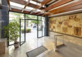 Oficina en venta con 554m² en Granada, en la zona de Barrio del Boquerón, Calle Santa Paula foto