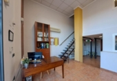 Oficinas en alquiler con 82m² en Alcira, Calle Requena foto